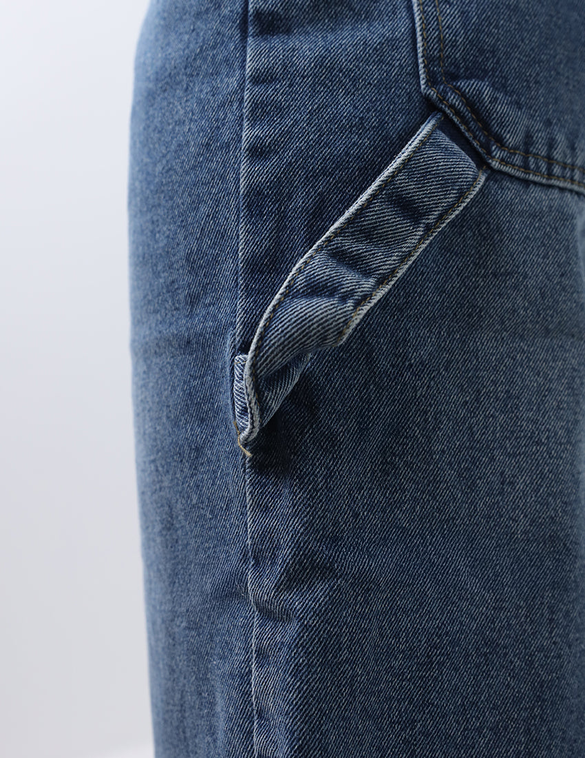 بنطال جينز فضفاض مع مشبك جانبي