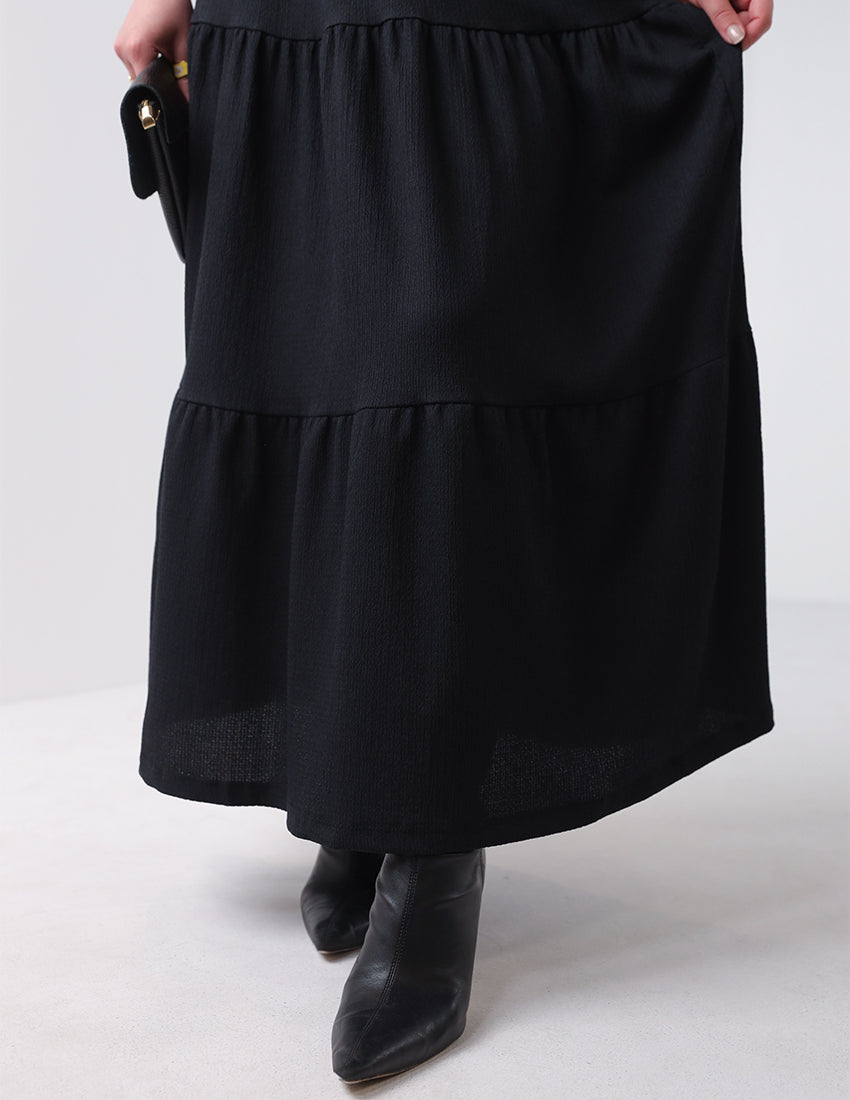 تنورة طويلة