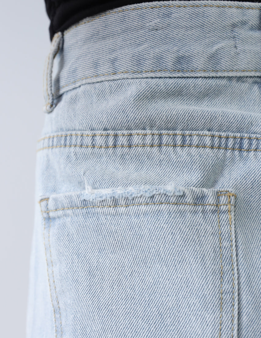 Light icy blue straight-cut plain jeans