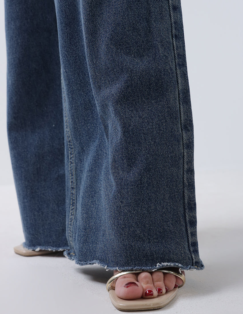 High-waisted straight-leg navy blue cropped jeans