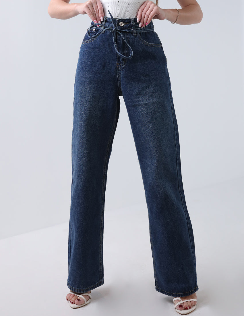 Straight-cut high-waisted jeans with tie