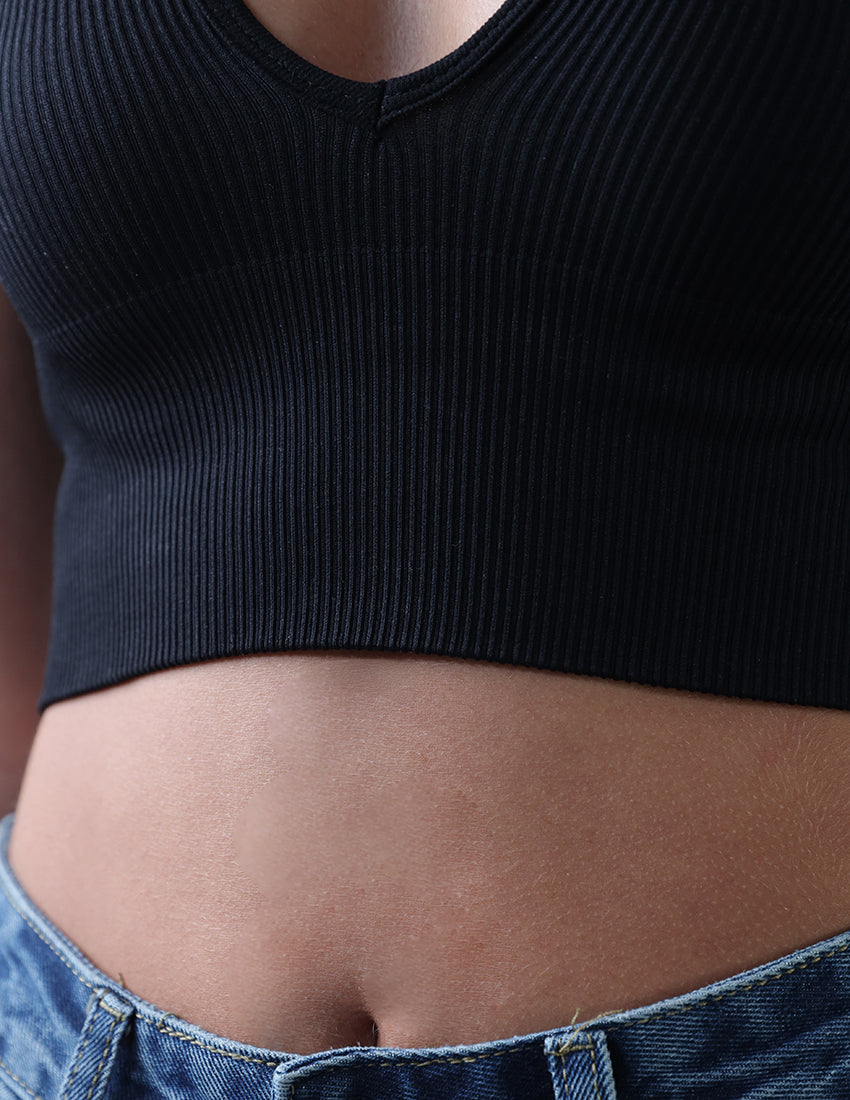 يجب أن يكون لديك قميص خزان قصير