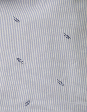 قميص قطني مخطط بطبعة أوراق الشجر