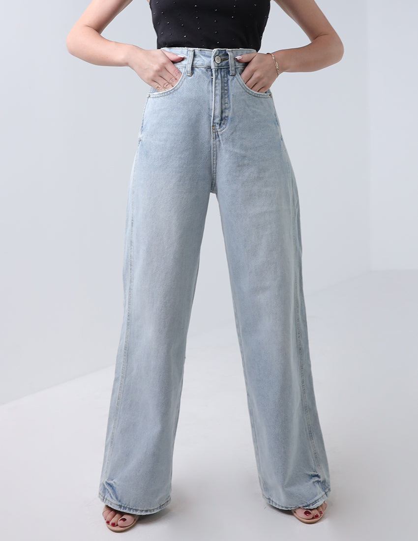 Blue light icy high-waisted straight cut jeans