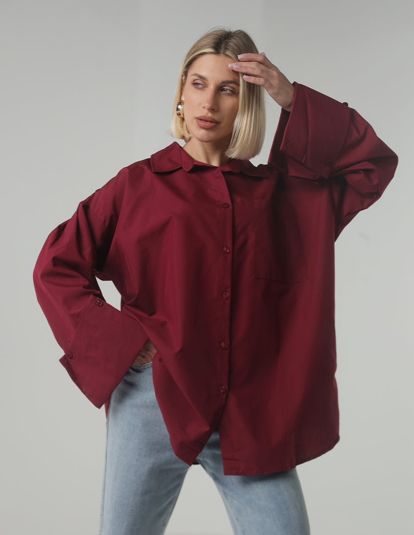 قميص كبير الحجم بأزرار