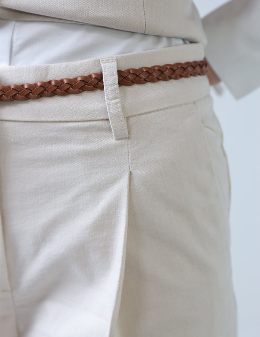 طقم من قطعتين: سترة وبنطال