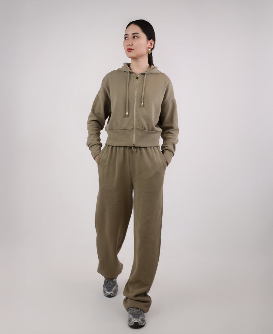 Training jacket with a hat and straight-cut trousers