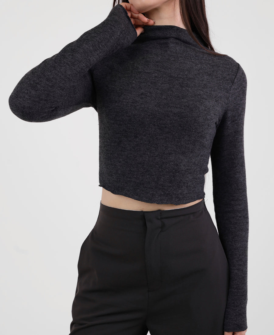 Soft wool cropped blouse