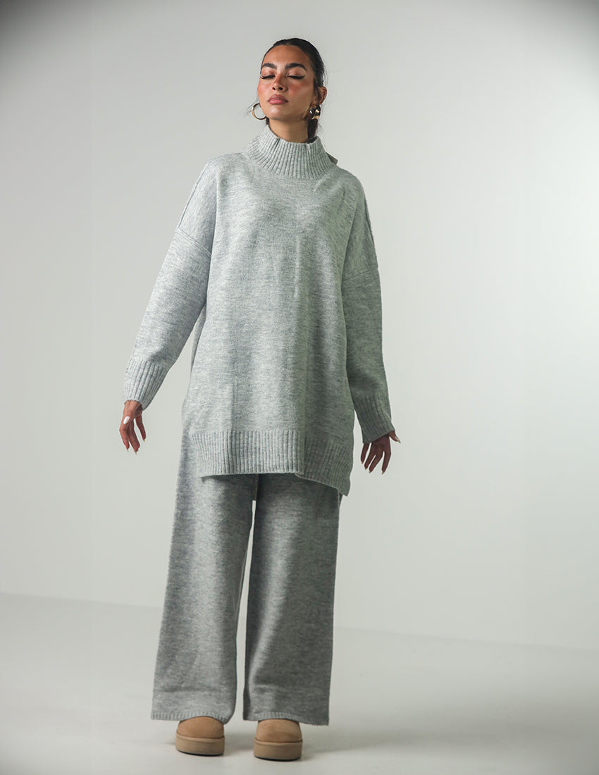 Wool Set: High-Neck Blouse and Straight Pants