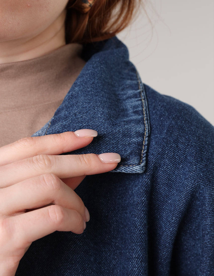 سترة جينز بأكمام منتفخة