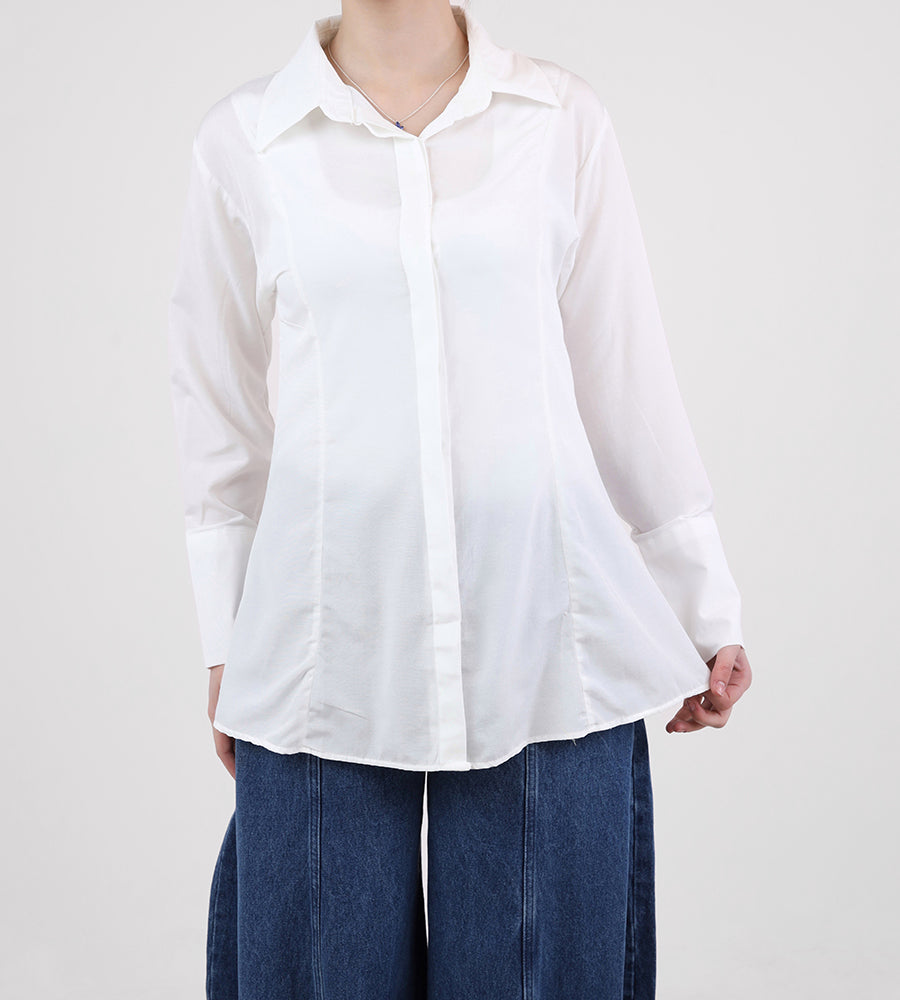 A fitted shirt