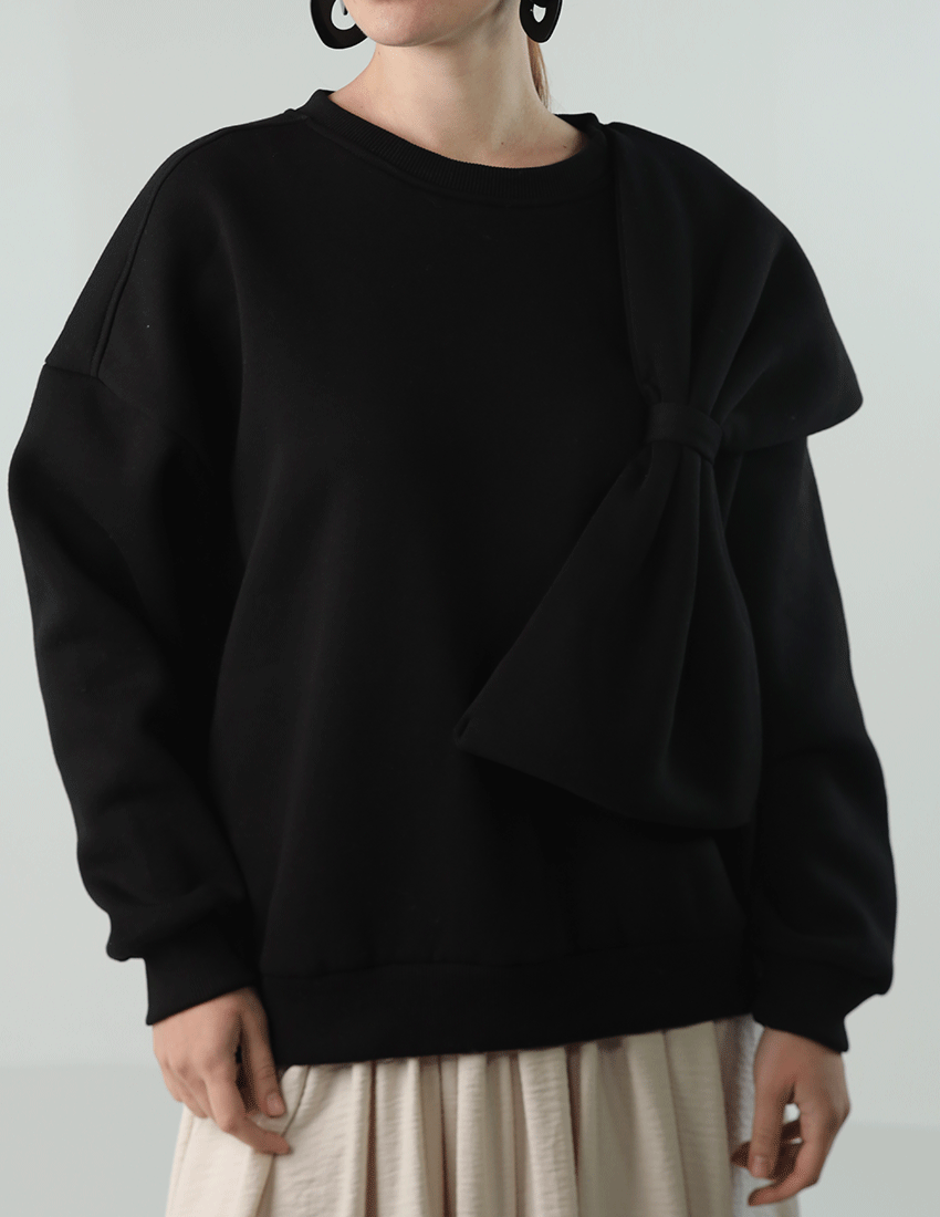 Cotton sweatshirt with a large bow on shoulder