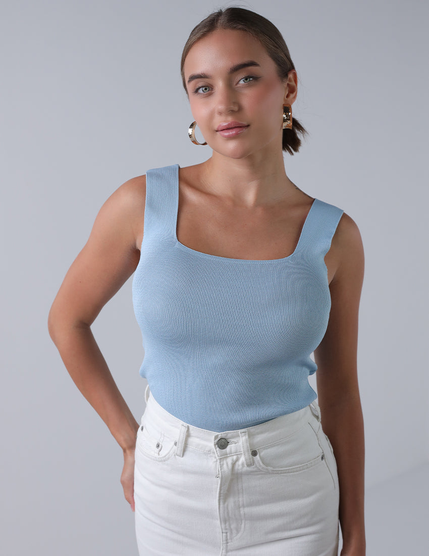 تانك توب بلون الباستيل