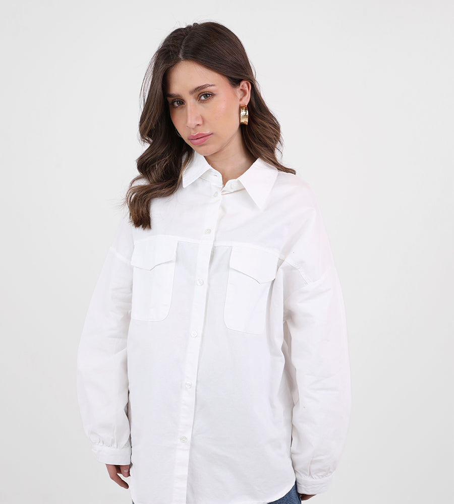 Oversized shirt with a chest pocket