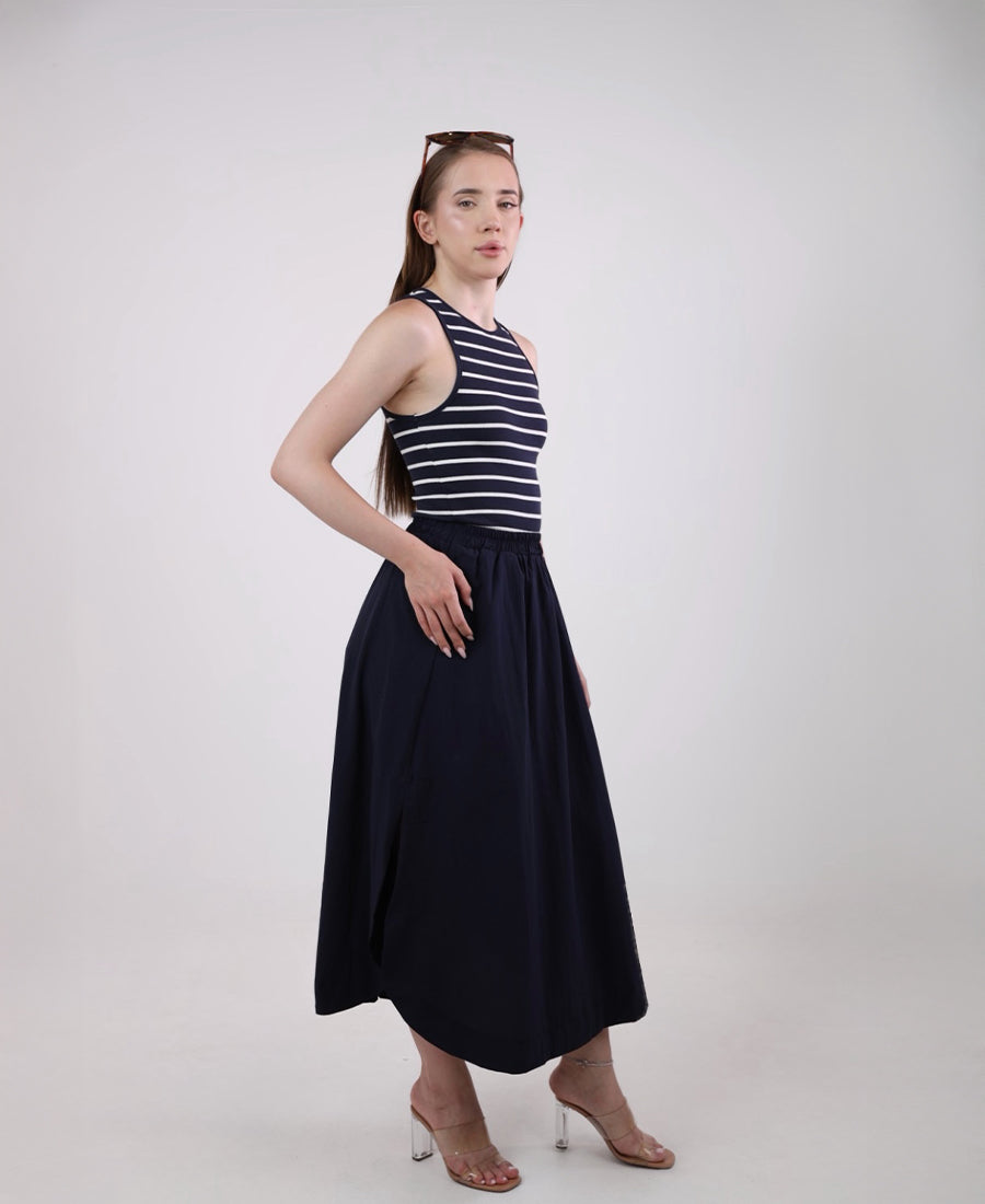Long sleeveless dress navy blue striped at the top
