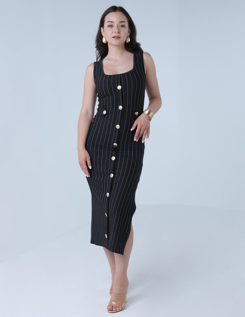 فستان مخطط ملائم