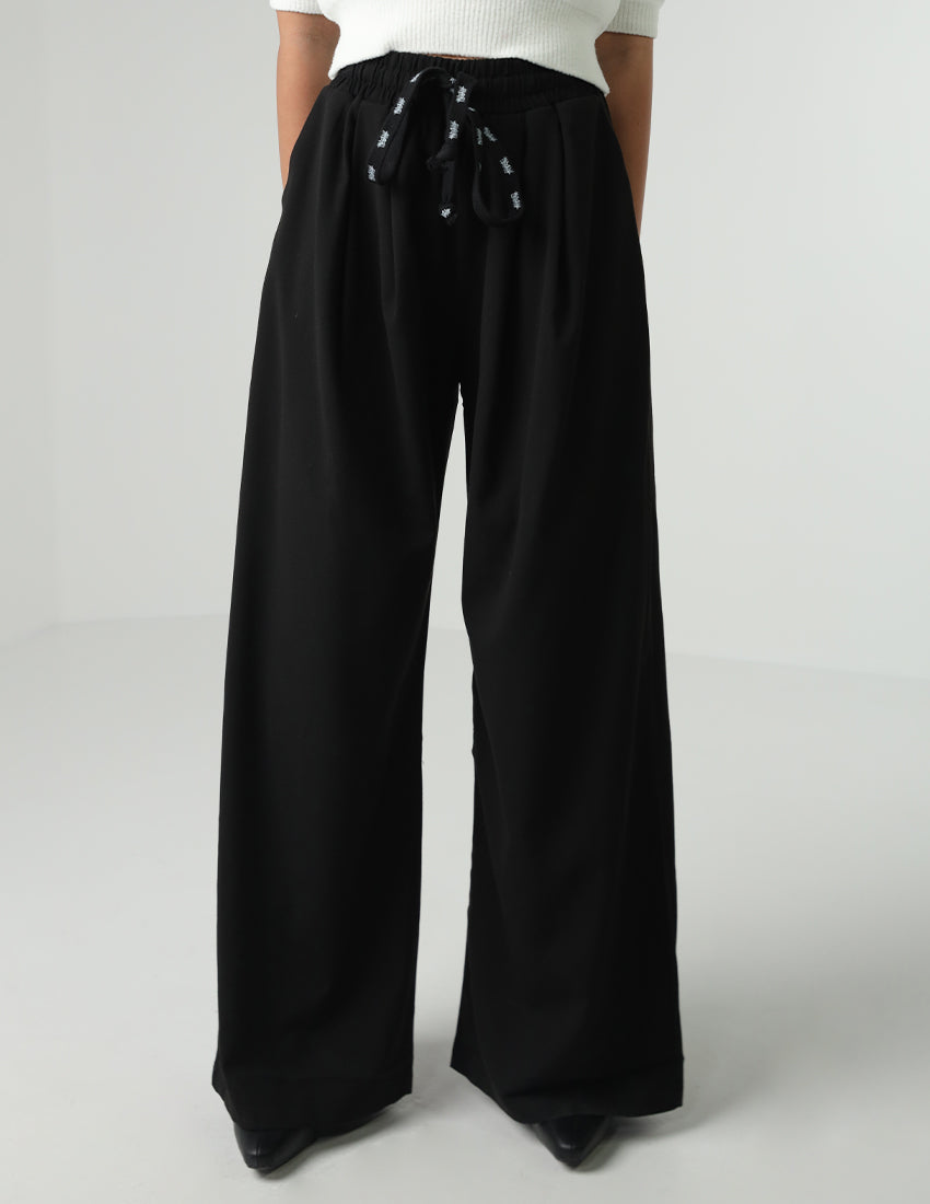 بنطلون قماشي واسع الساق مع حبال للخصر