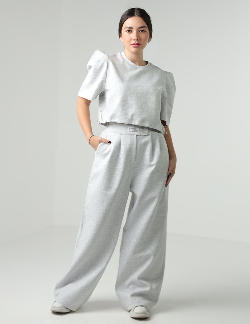 Oversized training t-shirt, sweatpants, wide leg