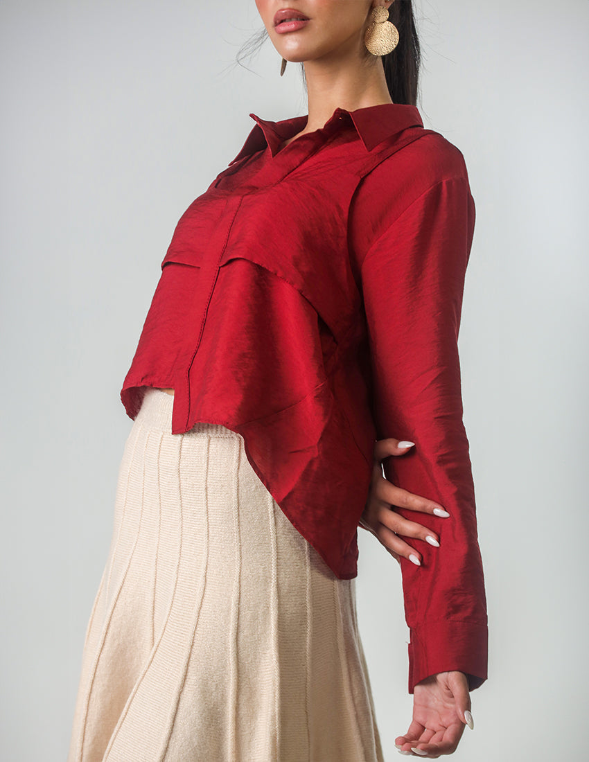 قميص ساتان قصير مع توب بدون أكمام