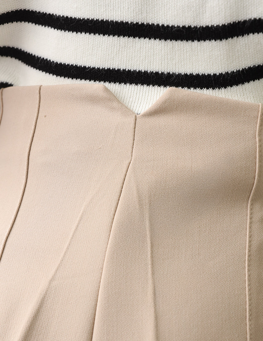 بنطلون قماشي سادة بساق ضيقة