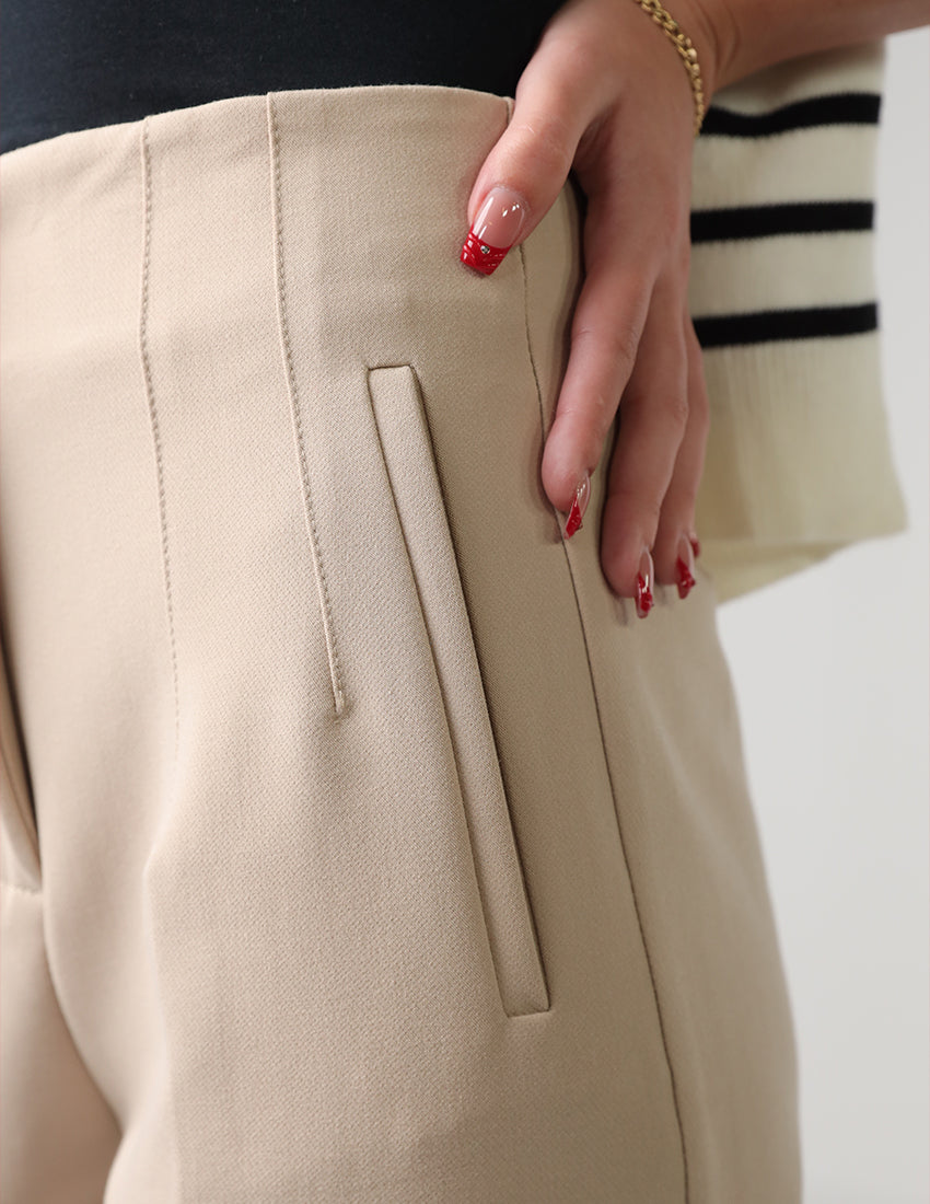 بنطلون قماشي سادة بساق ضيقة