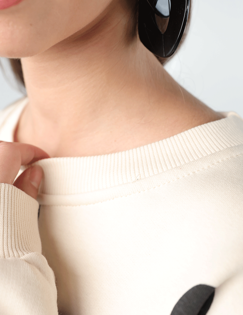 سويت شيرت قطني منقط بياقة دائرية