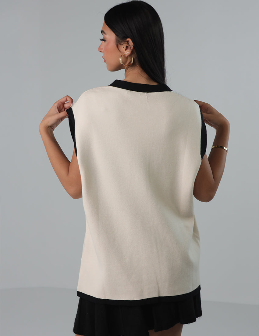 Sleeveless Tricot Cardigan with V Neckline