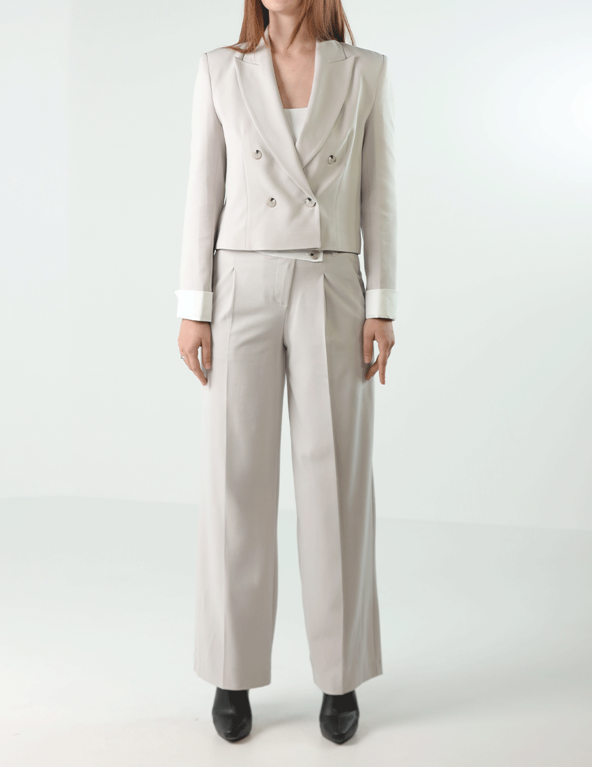 Formal Suit with Double-Breasted Blazer and Wide-Legged Pants