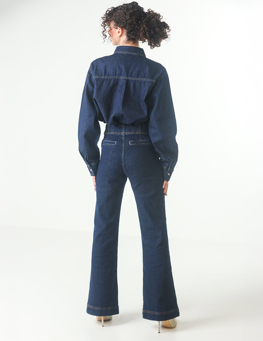 Flare-Leg Jeans with Zipper and Buttoned Pockets