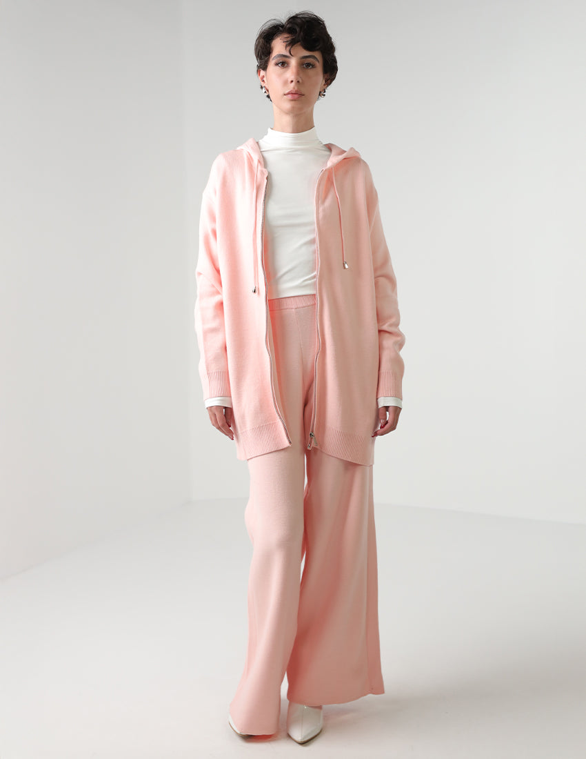 طقم قطني: هودي بسحاب كبير الحجم وبنطلون واسع الساق