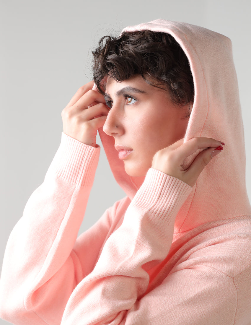 طقم قطني: هودي بسحاب كبير الحجم وبنطلون واسع الساق