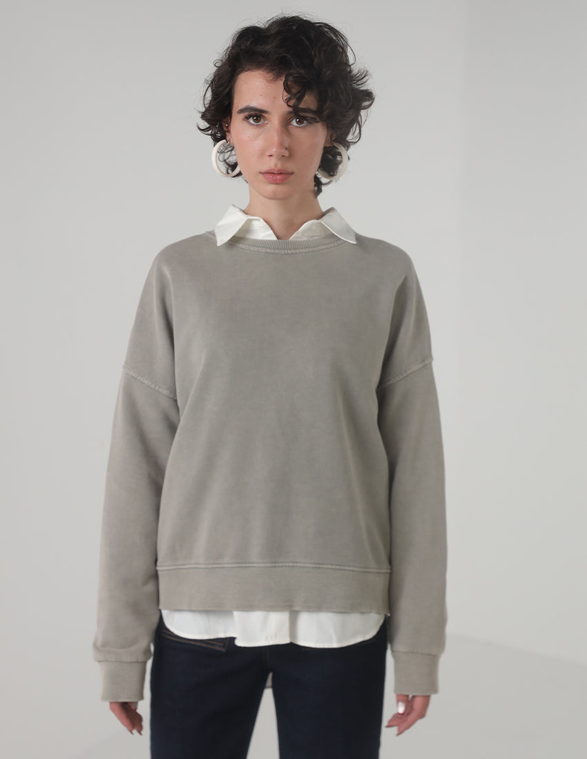 سويت شيرت كبير الحجم