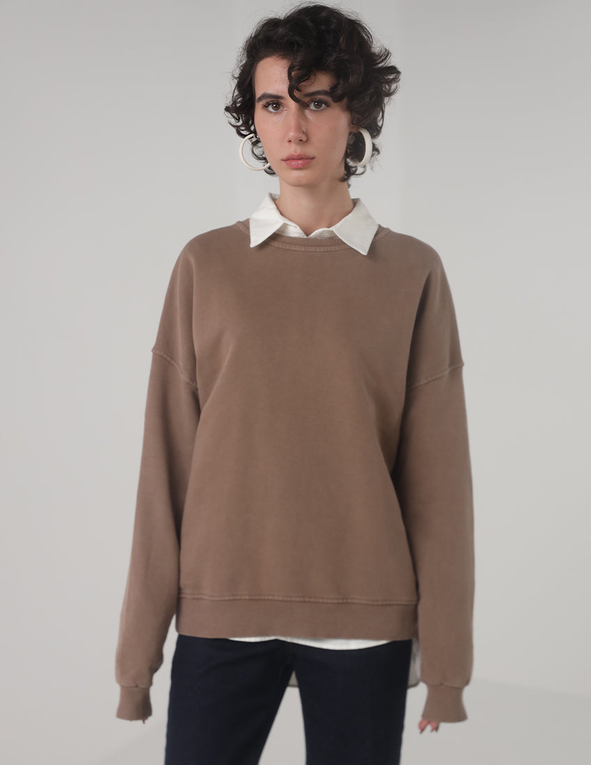 سويت شيرت كبير الحجم