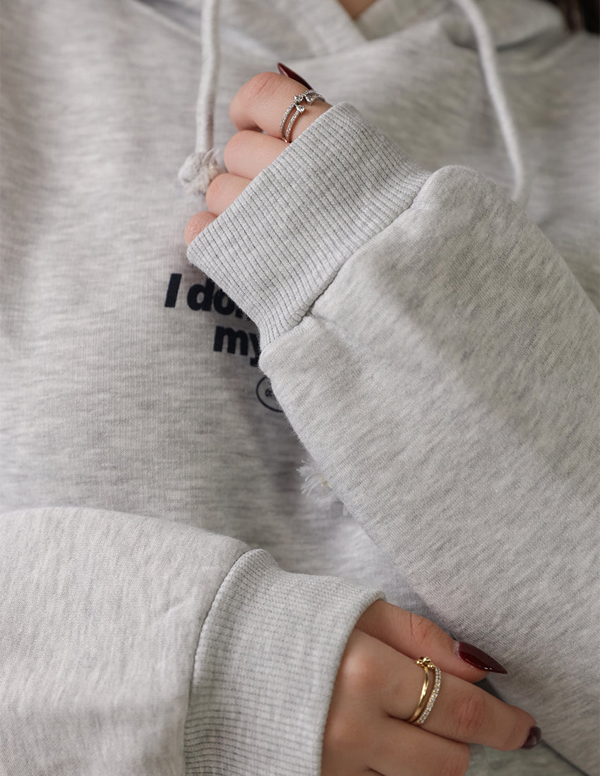 هودي رمادي مطبوع