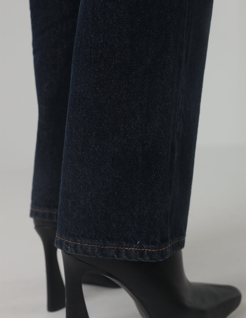 طقم جينز من قطعتين - سترة وبنطلون بخصر عالٍ