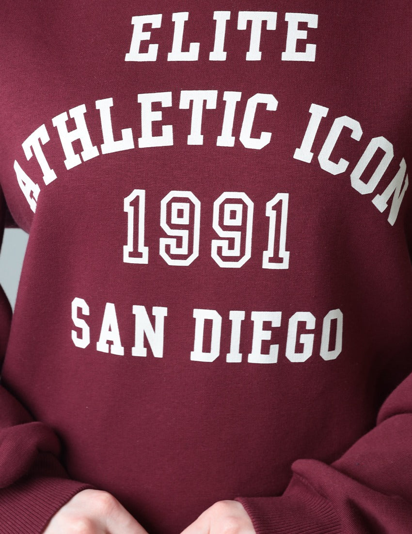 طقم من قطعتين: سويت شيرت وبنطال واسع الساقين