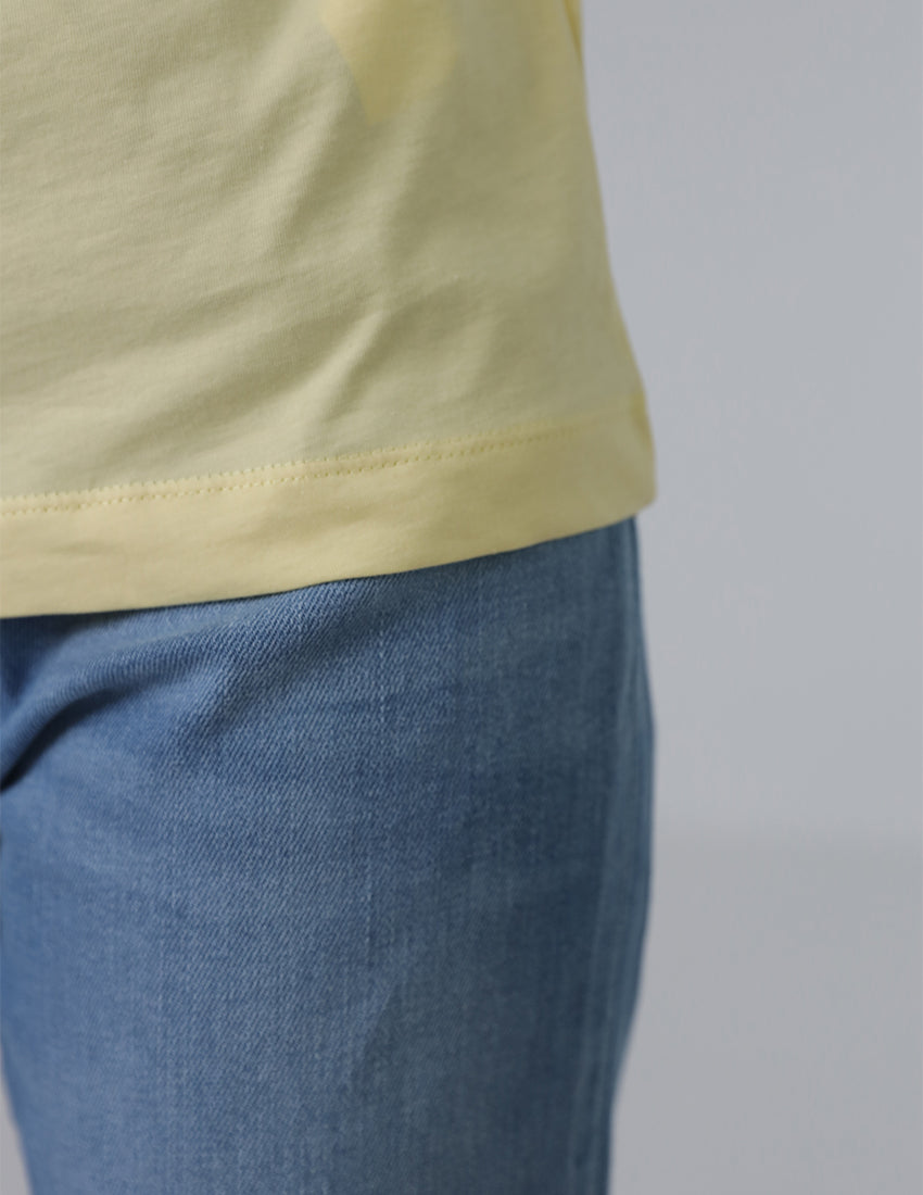 تي شيرت فضفاض بأكمام قصيرة