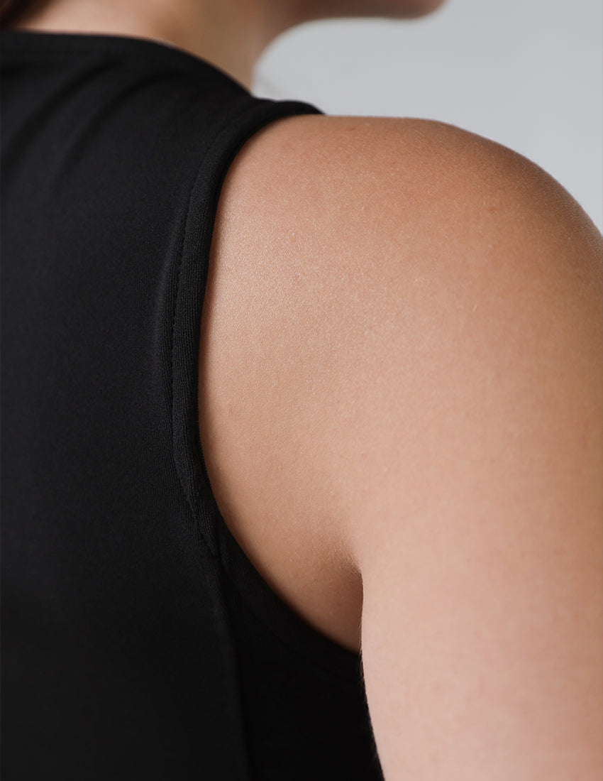 فستان ميدي ملائم بدون أكمام