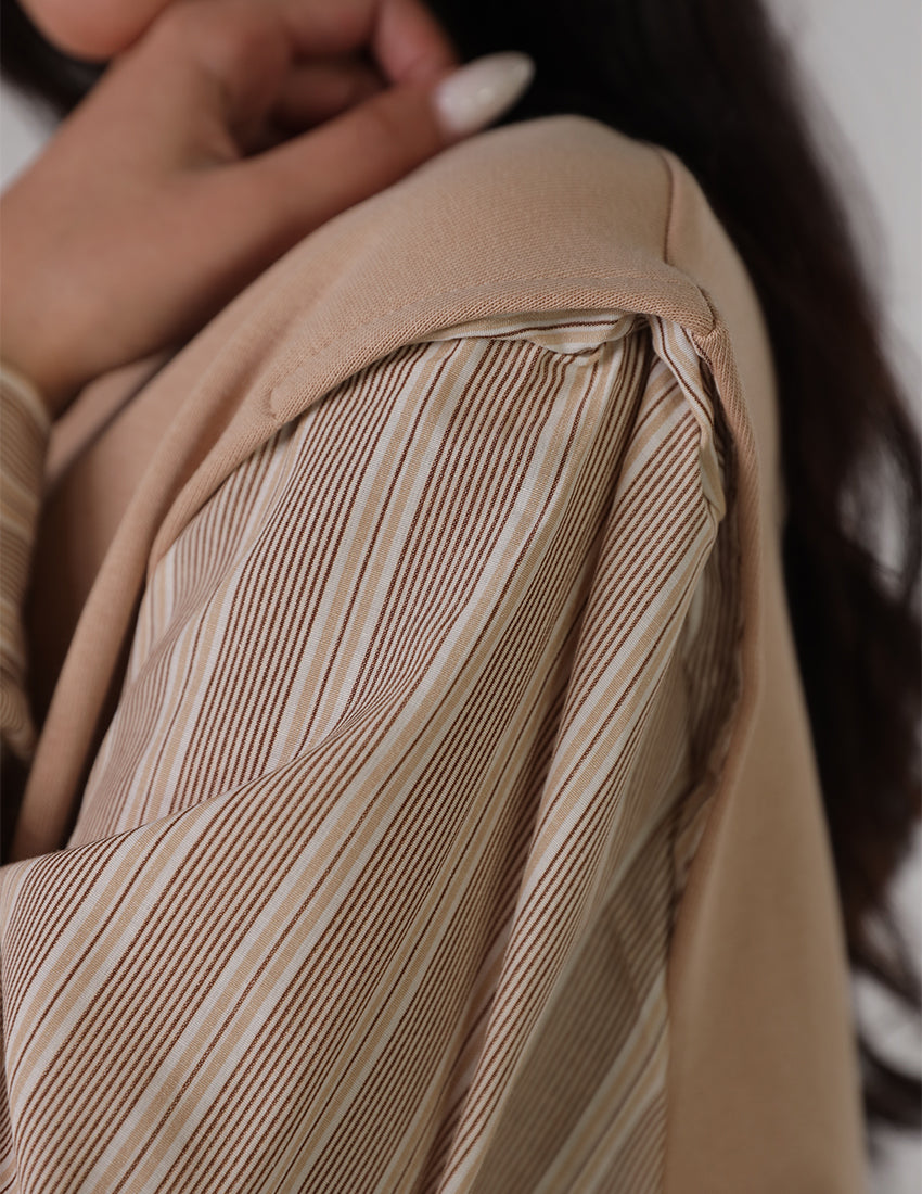 Cropped Sweatshirt With Shirt Striped Sleeves