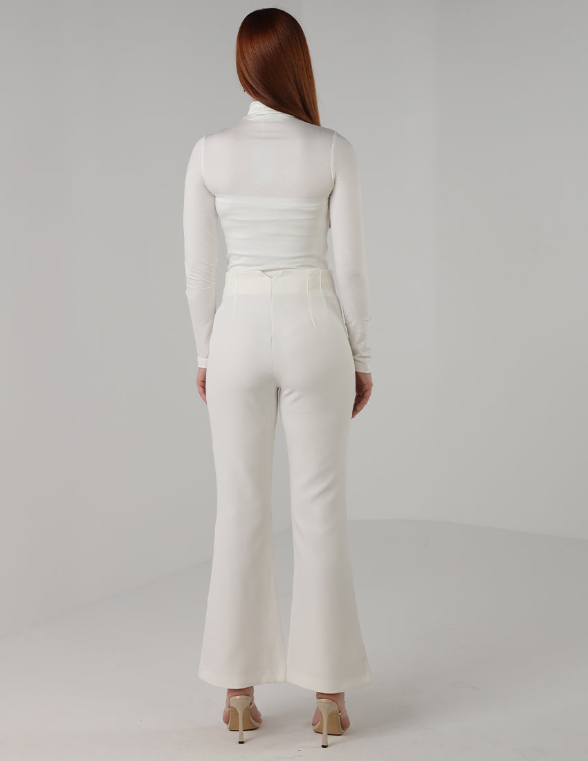 بنطلون ضيق واسع بخصر مرتفع