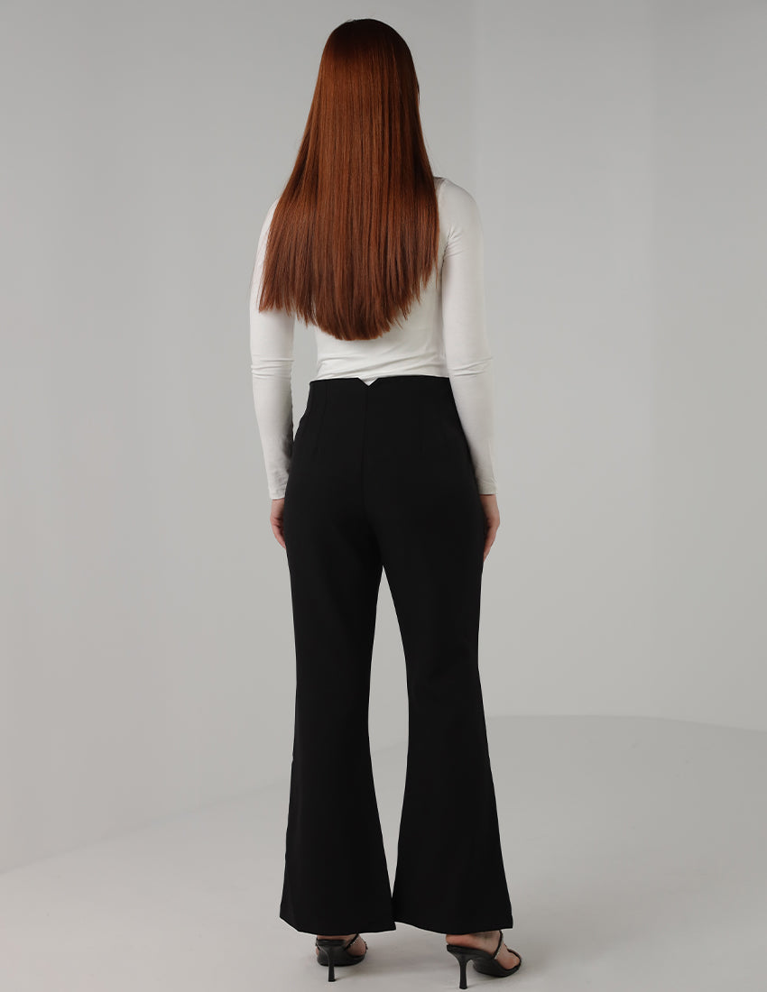 بنطلون ضيق واسع بخصر مرتفع