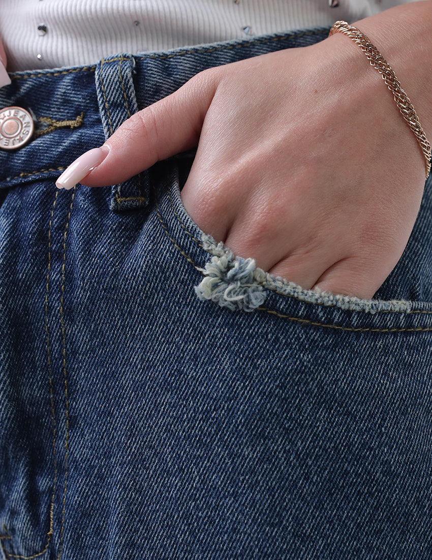 بنطال جينز فضفاض مع مشبك جانبي