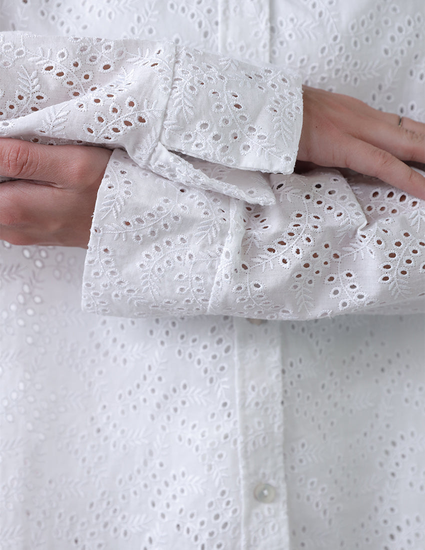 بدلة من قطعتين بتصميم أوراق الشجر