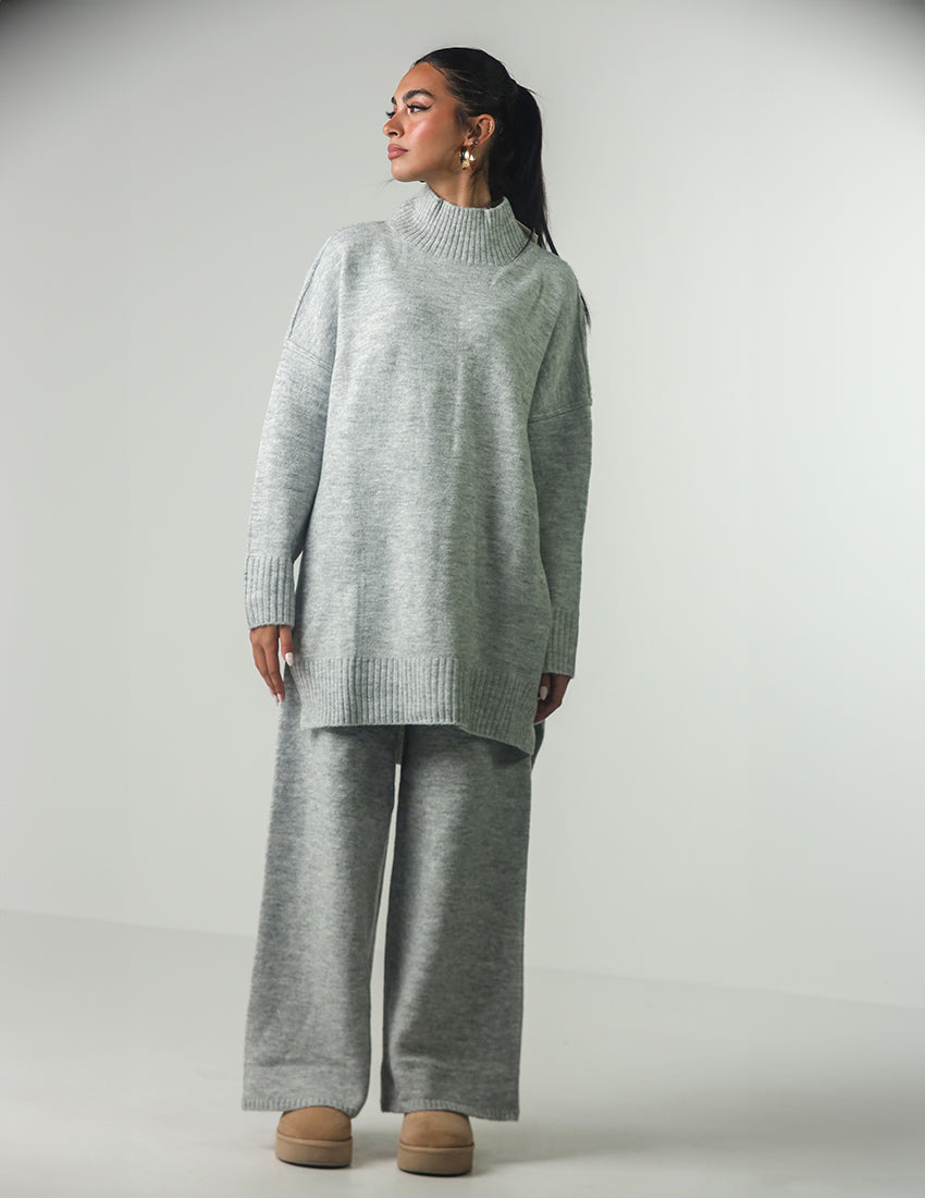 Wool Set: High-Neck Blouse and Straight Pants