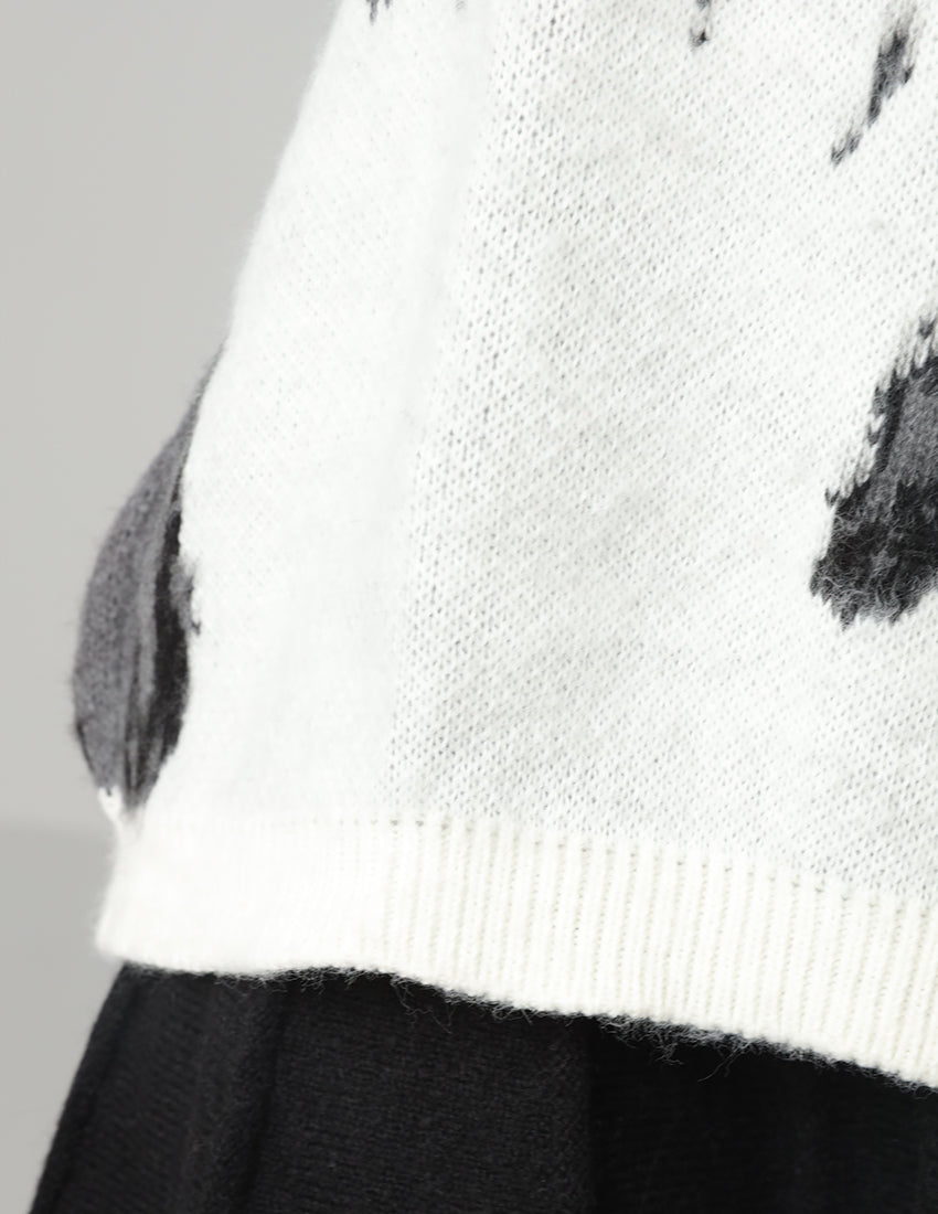 Tricot Top in Abstract Grey and White - Crew Neckline