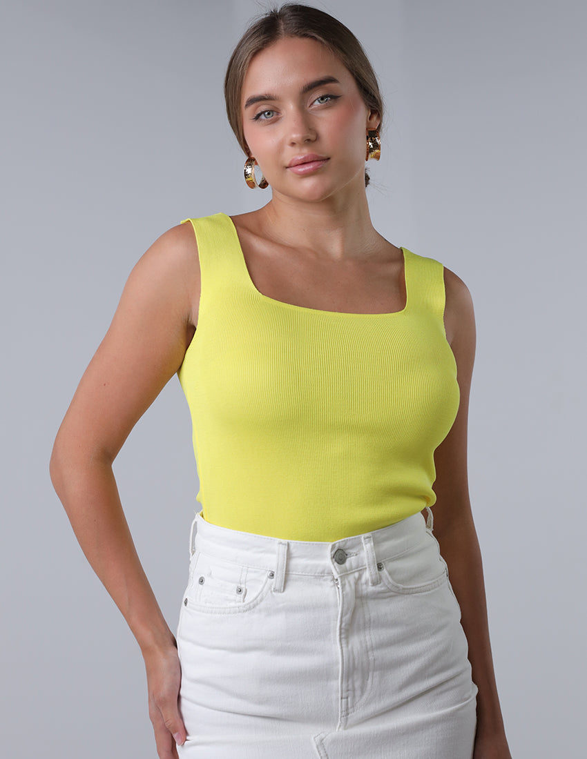 تانك توب بلون الباستيل