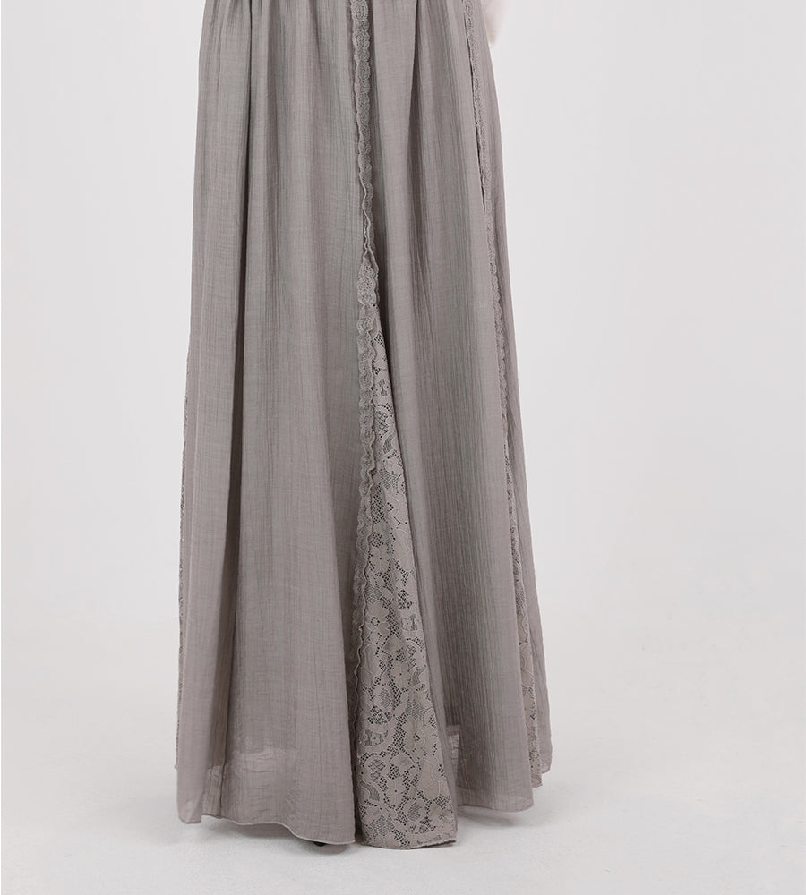 Long skirt with lace trim