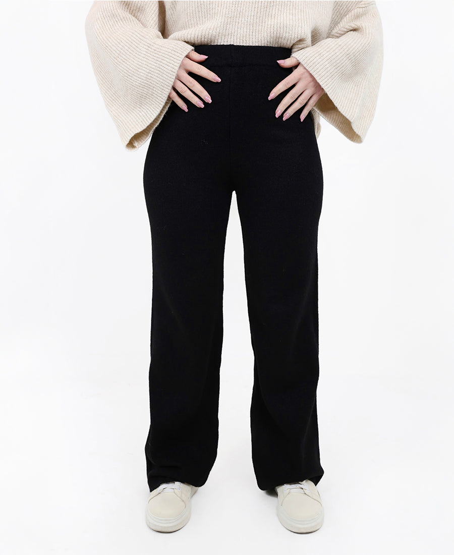 Straightcut wool trousers