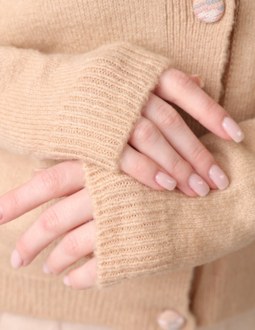 Tricot Buttoned Cardigan with Crew Neckline