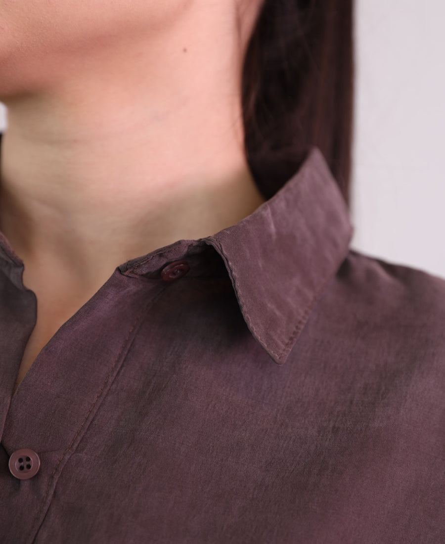 Oversize shirt with pocket on the front